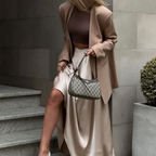 Maxifalda femenina de talle alto y con estilo - fluida
