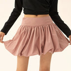 Falda globo de mujer con un corte voluminoso y femenino, ideal para un look moderno y original