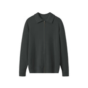 Gris oscuro