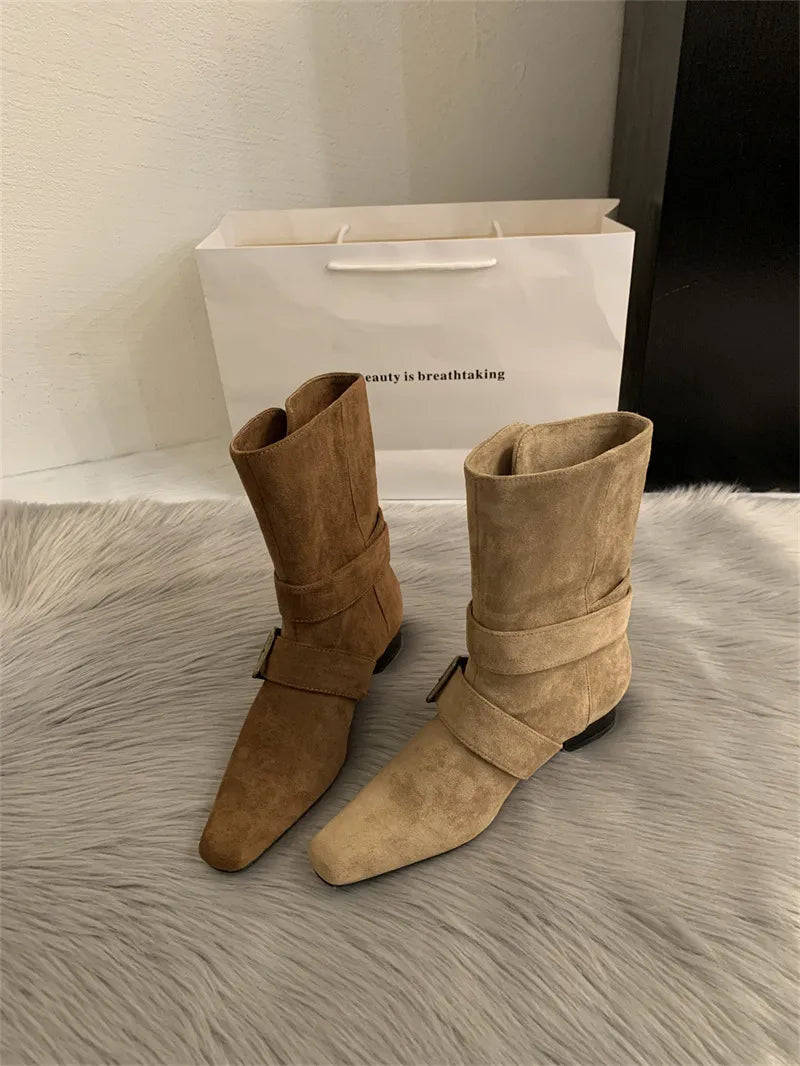 Botines de efecto ante con hebillas - Pelinna