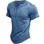 Camiseta slim fit de hombre con media tapeta de botones