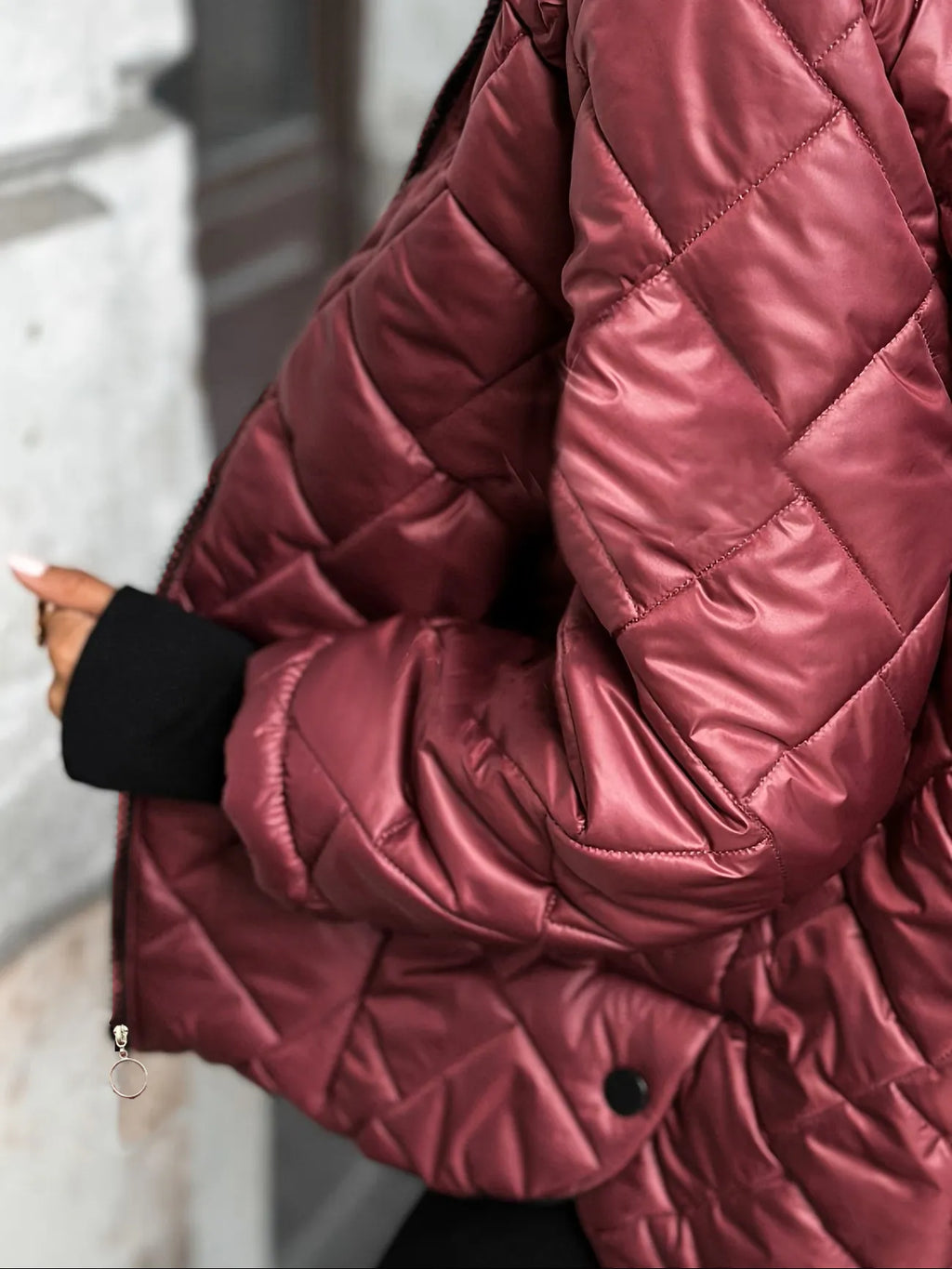 Chaqueta acolchada de mujer con capucha y cremallera - Elina