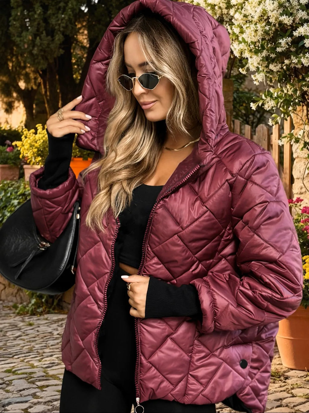 Chaqueta acolchada de mujer con capucha y cremallera - Elina