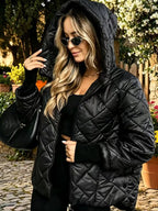 Chaqueta acolchada de mujer con capucha y cremallera - Elina