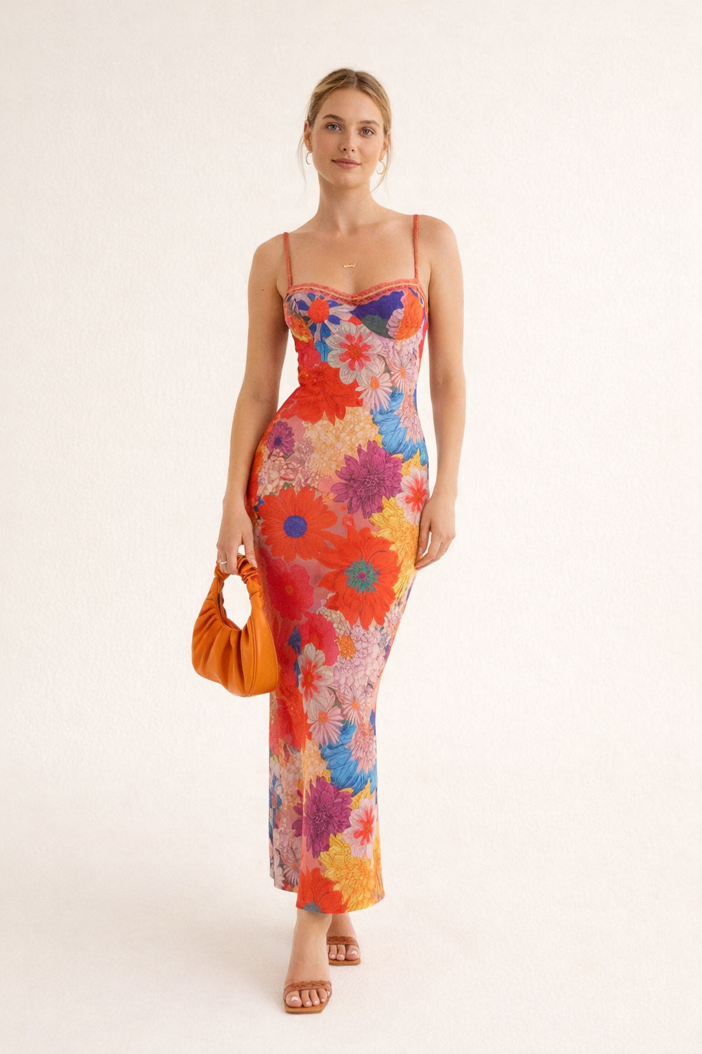 Vestido maxi estampado floral con tirantes finos corte entallado - Lirenne