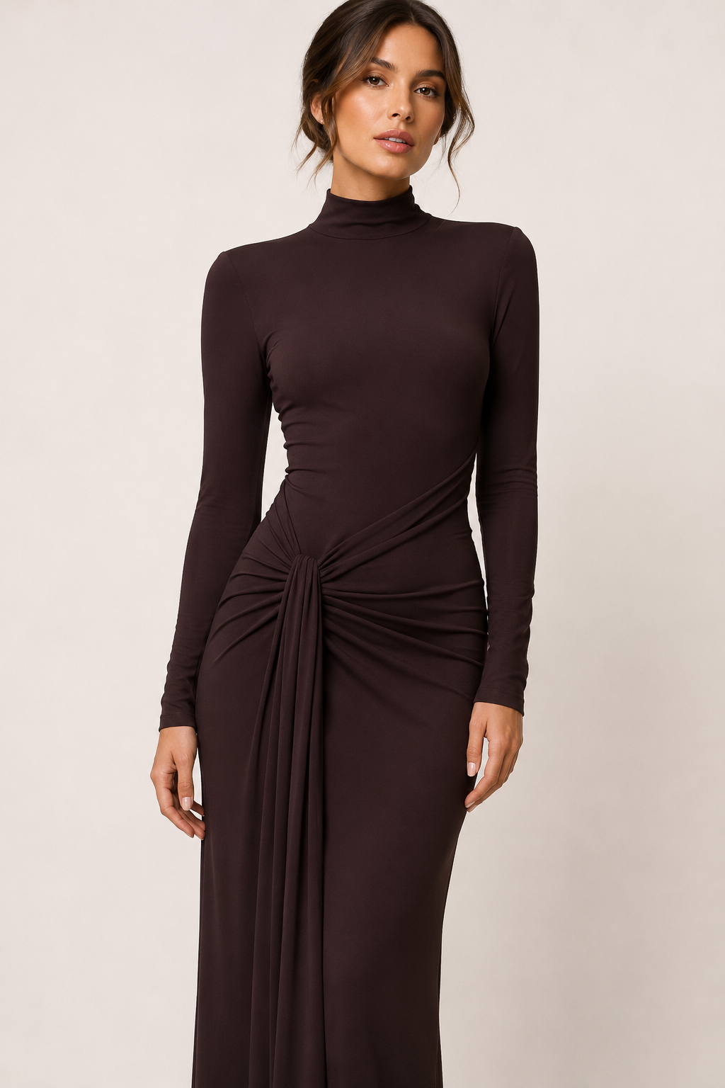 Vestido largo mujer cuello alto manga larga drapeado lateral – Monik