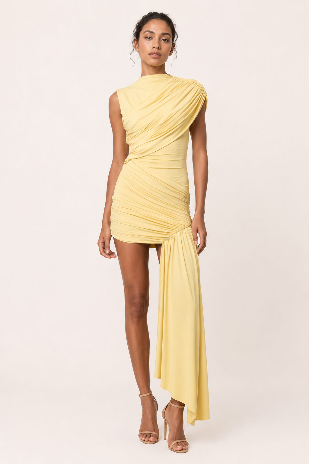 Vestido corto mujer elegante fruncido ajustado cuello alto hombro descubierto – Elisa
