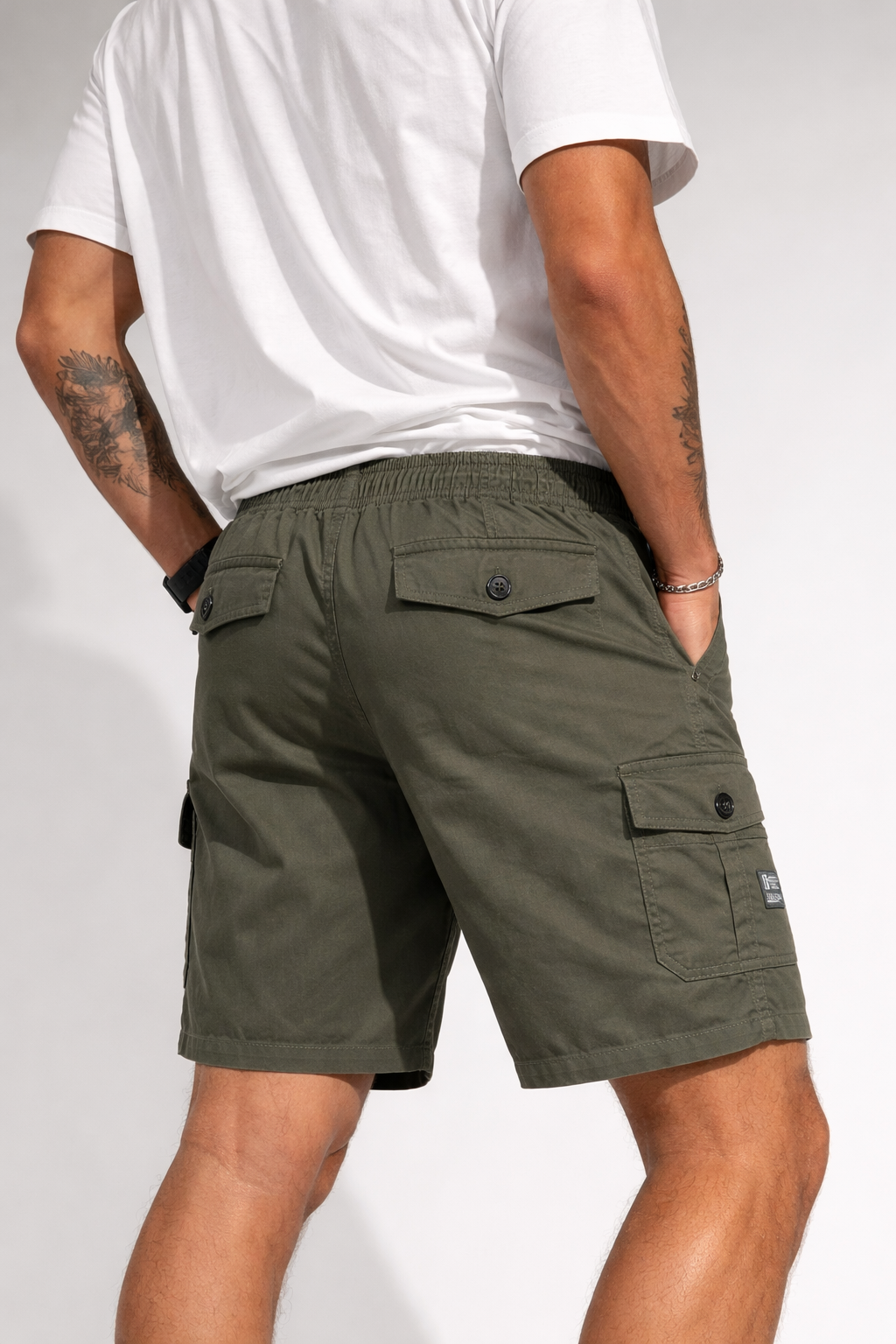 Shorts cargo con bolsillos utilitarios para hombre - Dalton