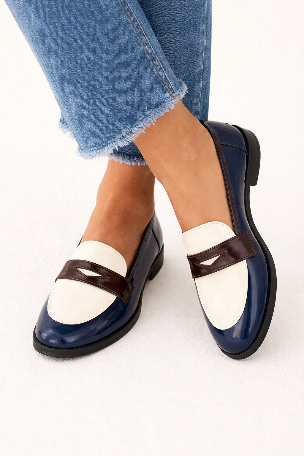 Mocasines mujer clasicos detalle frontal acabado tipo charol - Noreva