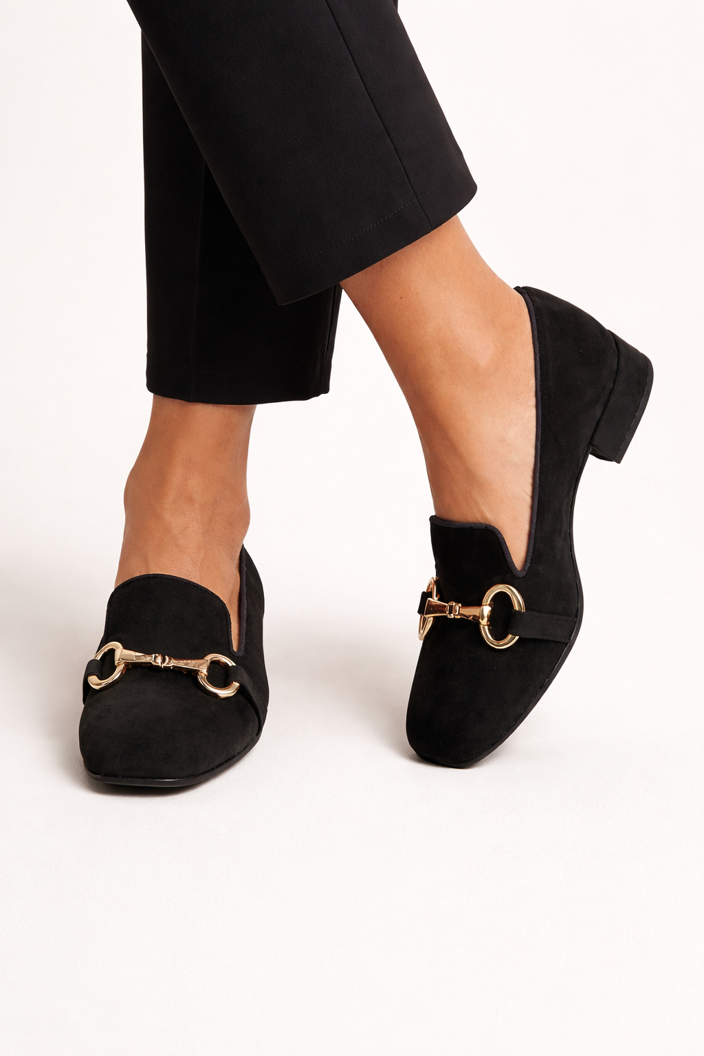 Mocasines mujer herraje metalico planos cerrados - Noreva