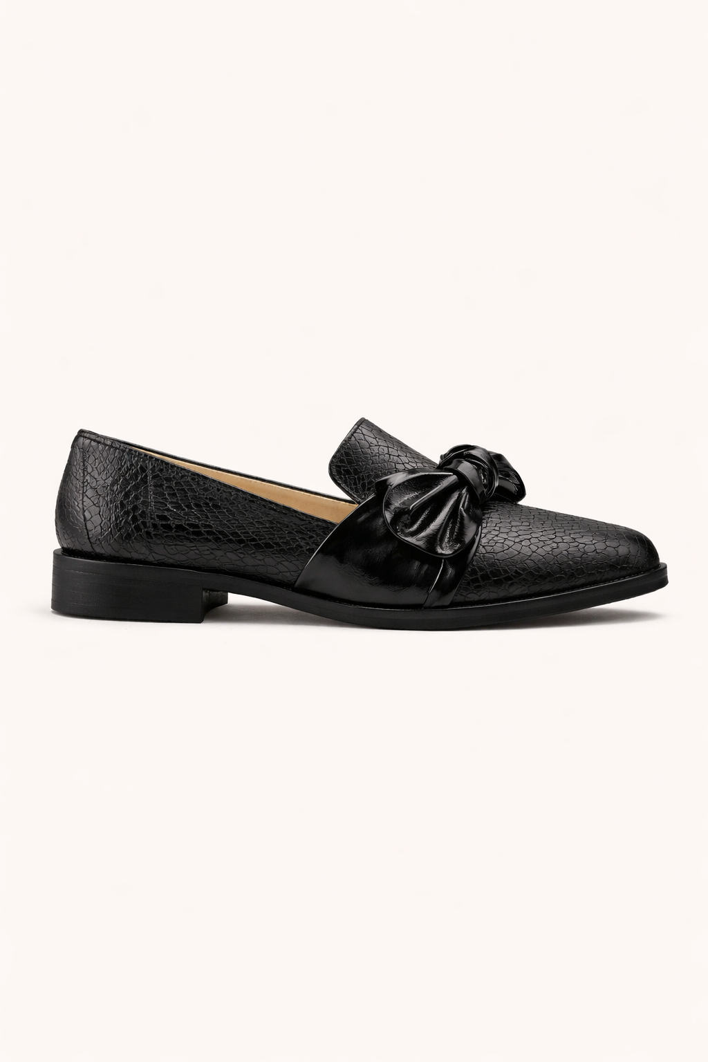 Mocasines mujer punta fina efecto piel grabado lazo frontal slip on - Zireth