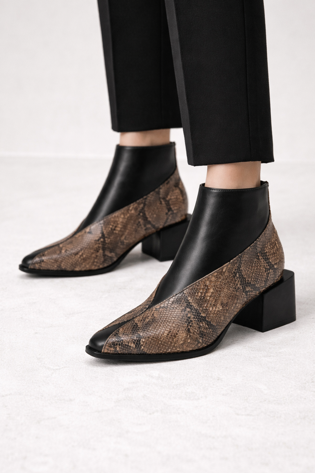 Botines elegantes para mujer con estampado - Avril