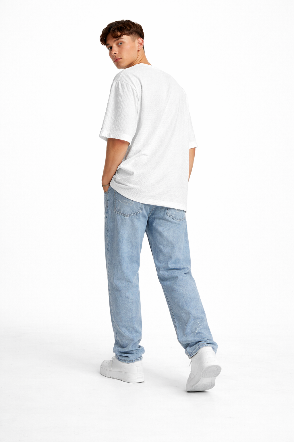 Pantalones vaqueros rectos con estampado - Svenrik