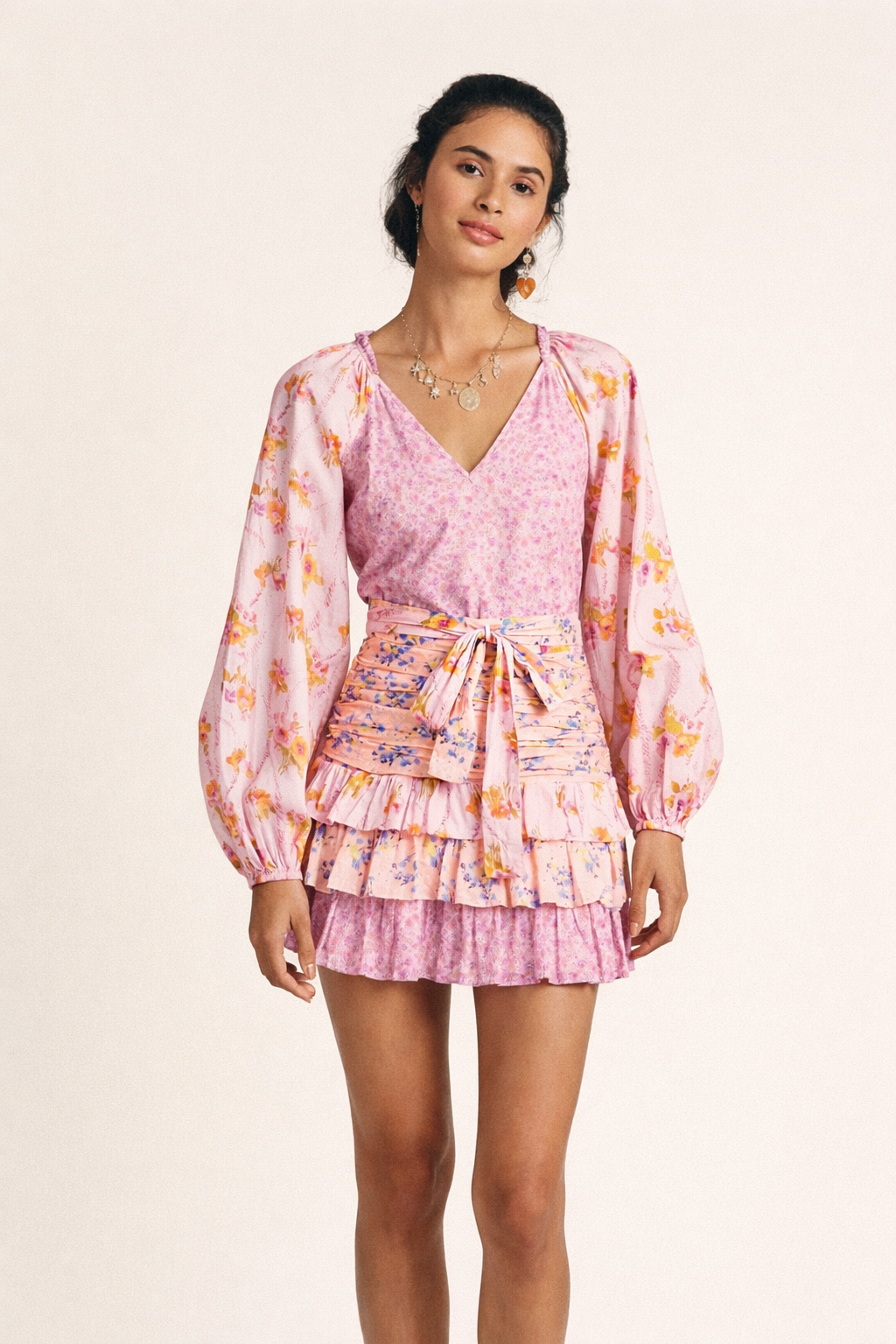 Vestido boho corto cruzado con volantes para mujer - Cinzia