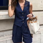 Conjunto para mujer de lino con chaleco de botones y bermudas elegantes - Renata