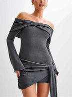 Zeya - Favorecedor vestido con hombros al descubierto de punto fino