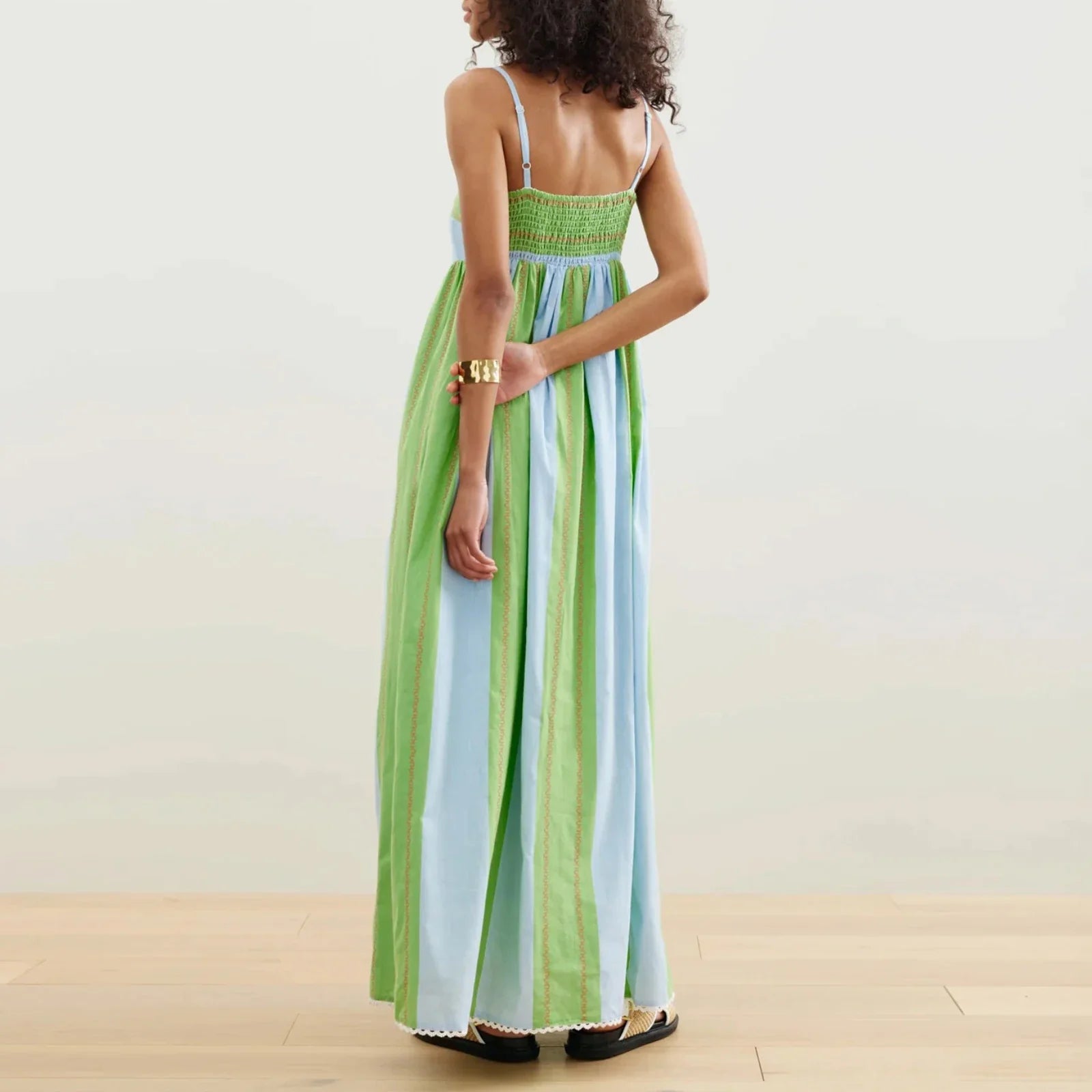 Maxi vestido para mujer con tirantes finos y diseño de rayas - Liora