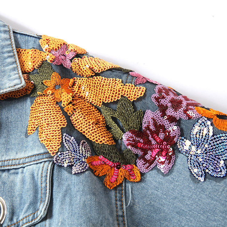 Julie - Chaqueta vaquera con bordado floral y lentejuelas