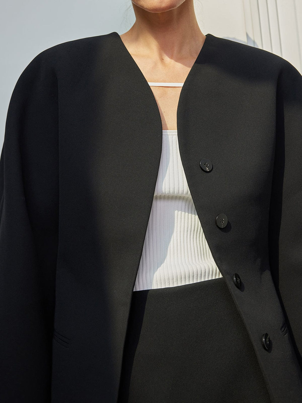 Blazer mujer sin solapa corte recto detalle botones - Sofie