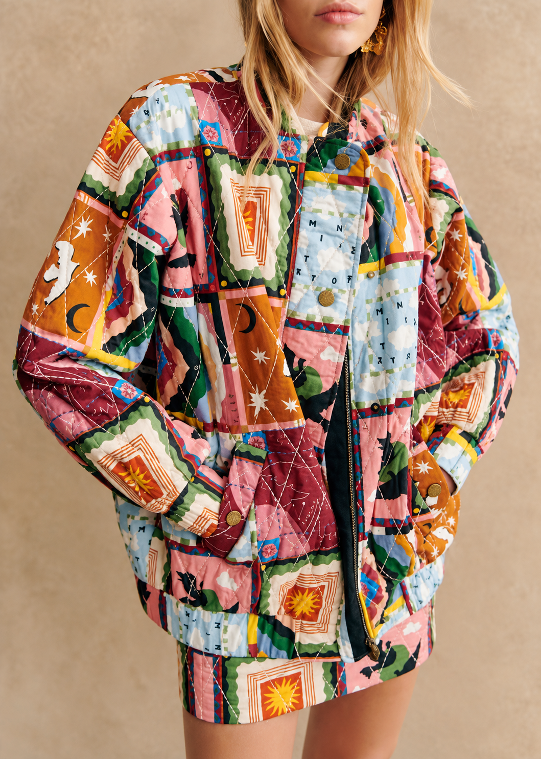 Cazadora mujer acolchada patchwork celestial cuello alto - Jasmina