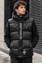 Chaleco acolchado hombre capucha ajustable acabado brillante diseño urbano - Keldan