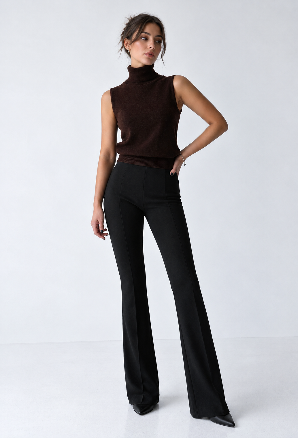 Blusa de punto sin mangas con cuello alto - Velia