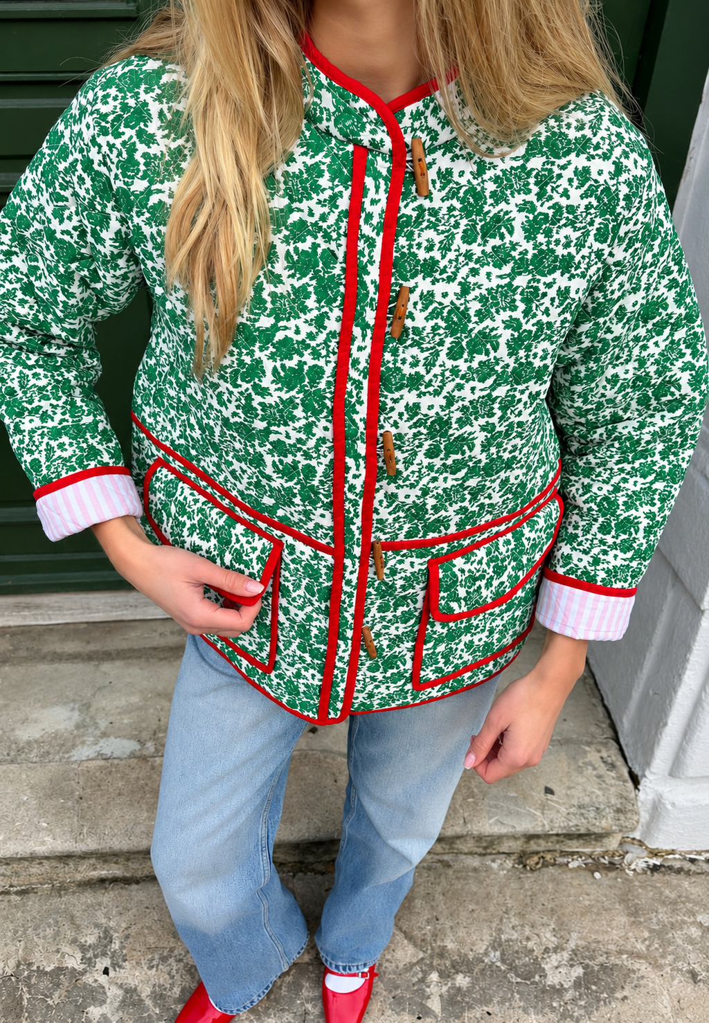 Chaqueta acolchada mujer floral ribetes contraste alamares - Celindra