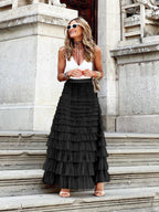 Maxifalda de mujer con cintura alta en un look a capas - ligera y vaporosa para el verano