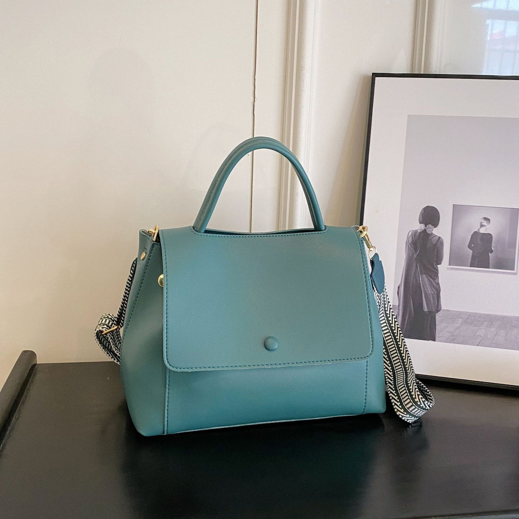 Bolso para mujer de piel sintética estructura rígida estilo bandolera - Renata