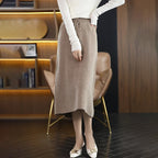Falda de invierno de lana con corte ceñido, cálida y refinada ideal para un look elegante y cómodo en los días fríos